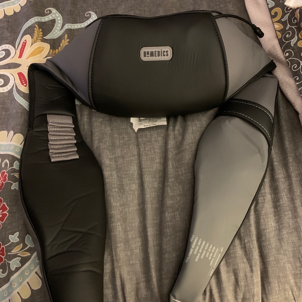 Cordless ShiatsuTalk Neck & Shoulder Massager